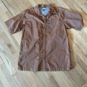 Columbia men’s titanium casual shirt